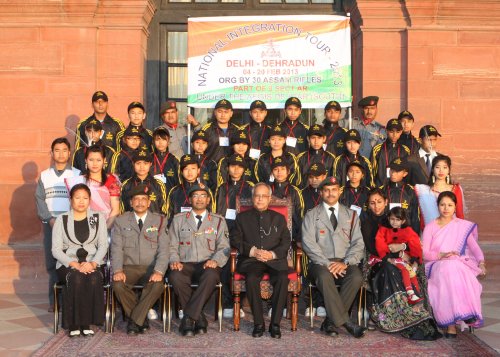 The President of India, Shri Pranab Mukherjee with the students from Manipur at Rashtrapati Bhavan in New Delhi on February 8, 2013. These students are in Delhi as part of national integration tour organized by the 30 Assam Rifles.