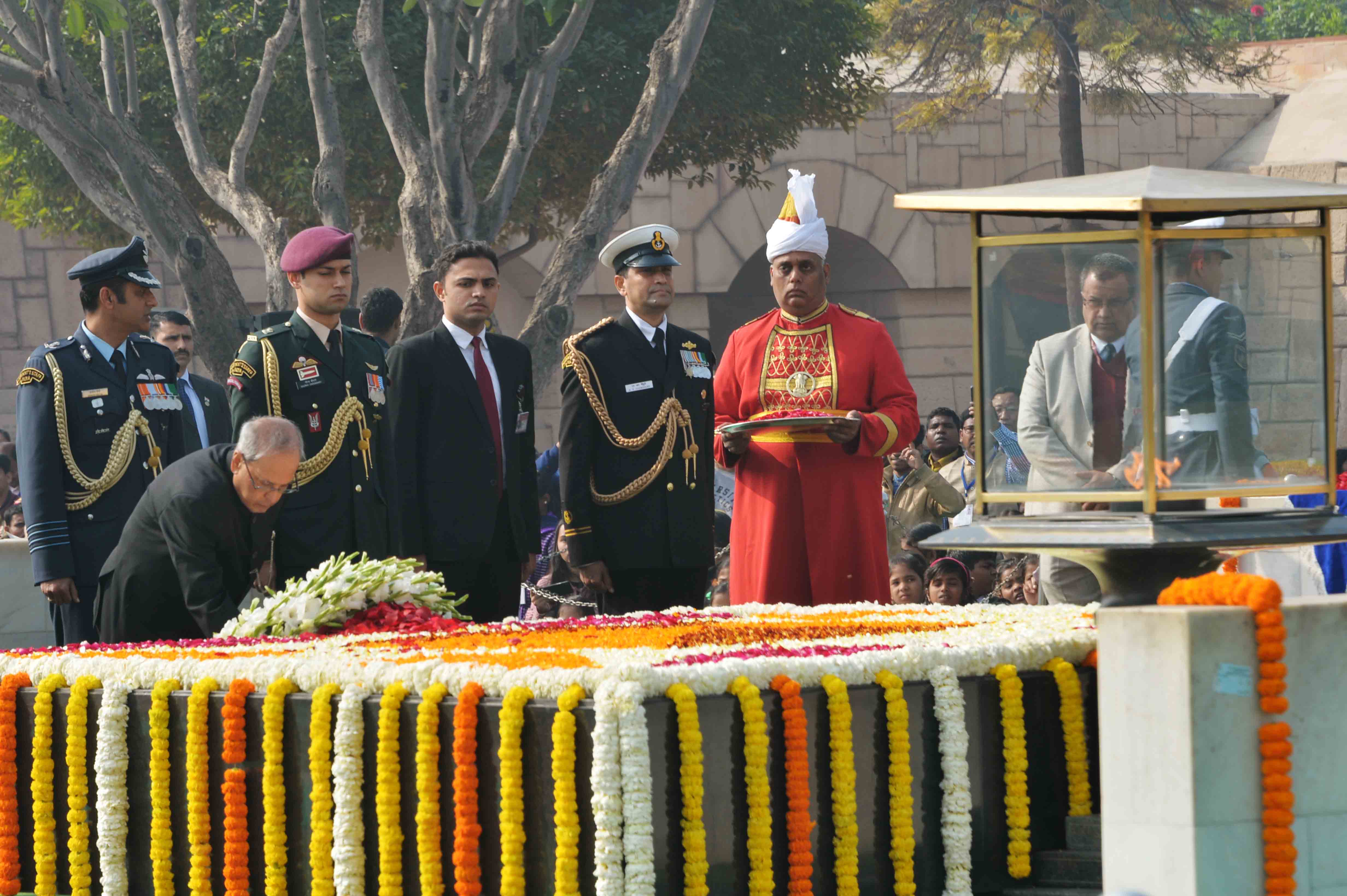 The President, Shri Pranab Mukherjee laying wreath at the Samadhi of the Father of the Nation, Mahatma Gandhi at Raj Ghat on January 30, 2017 on the occasion of his 69th Death Anniversary.