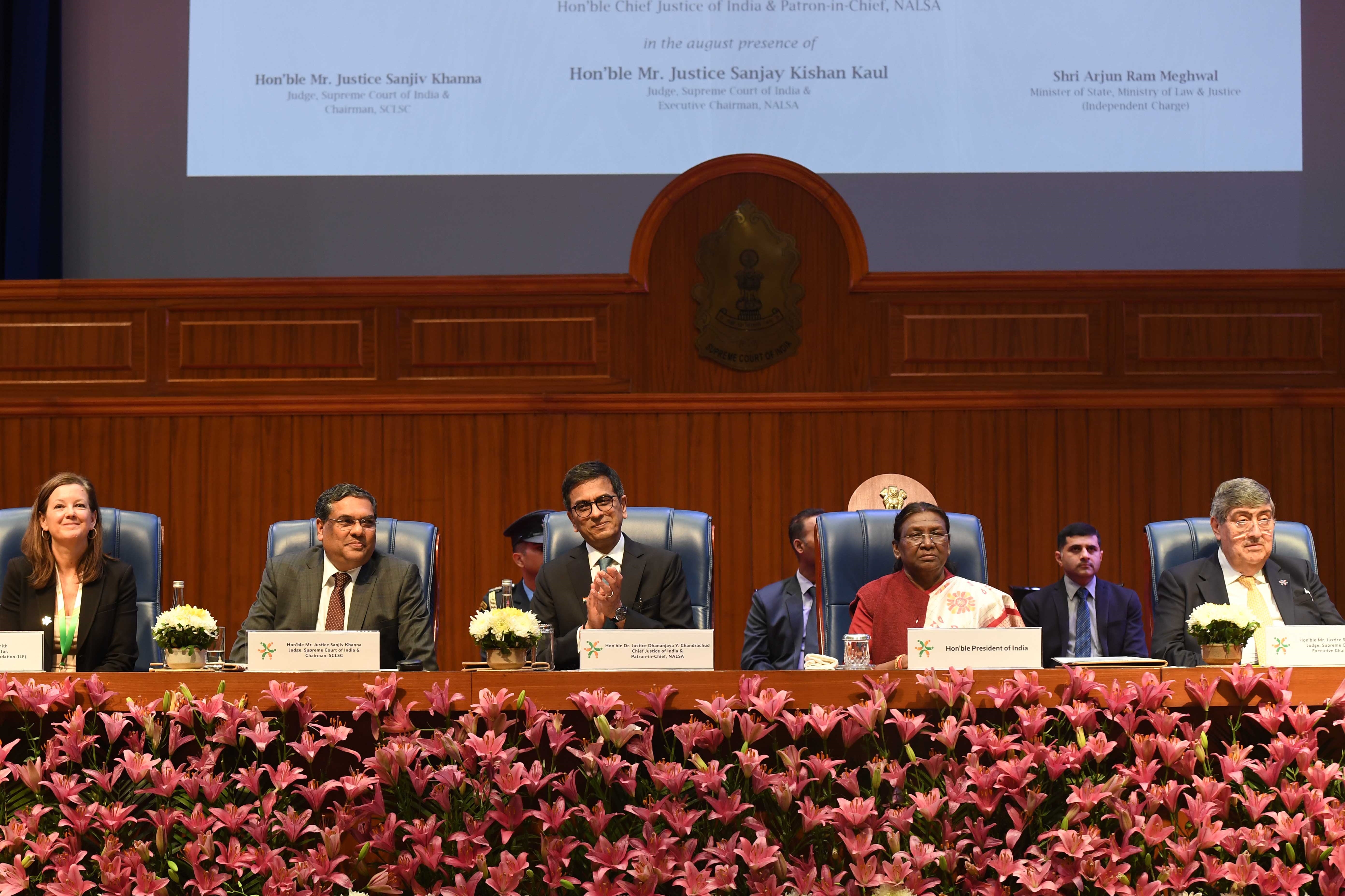 The President of India, Smt Droupadi Murmu graced the valedictory session of the 1st Regional Conference on ‘Access to Legal Aid: Strengthening Access to Justice in the Global South’ in New Delhi on November 28, 2023.