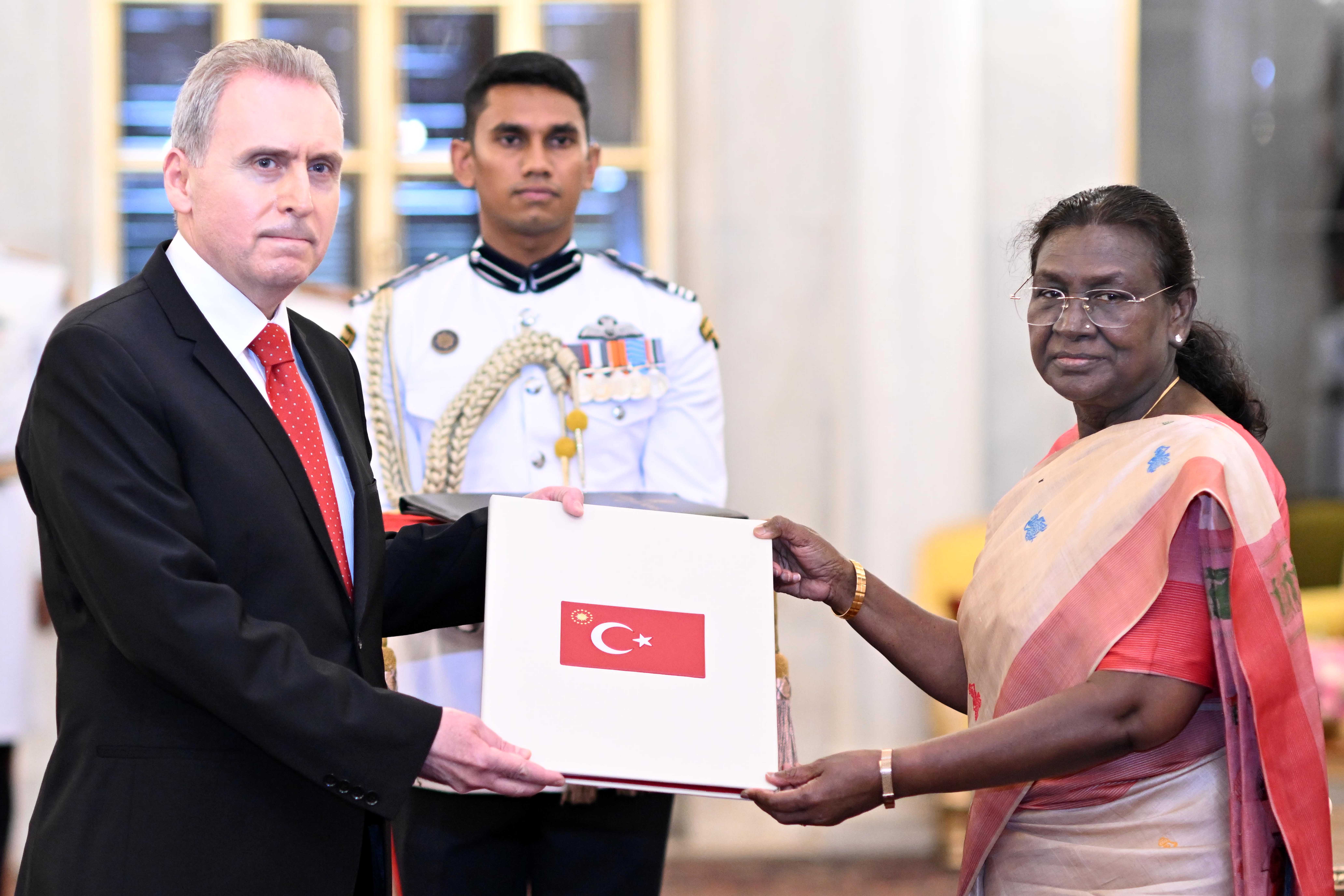 H.E. Mr Ali Murat Ersoy, Ambassador of the Republic of Turkiye presenting credentials to the President of India, Smt Droupadi Murmu at a ceremony held at Rashtrapati Bhavan on May 29, 2025.