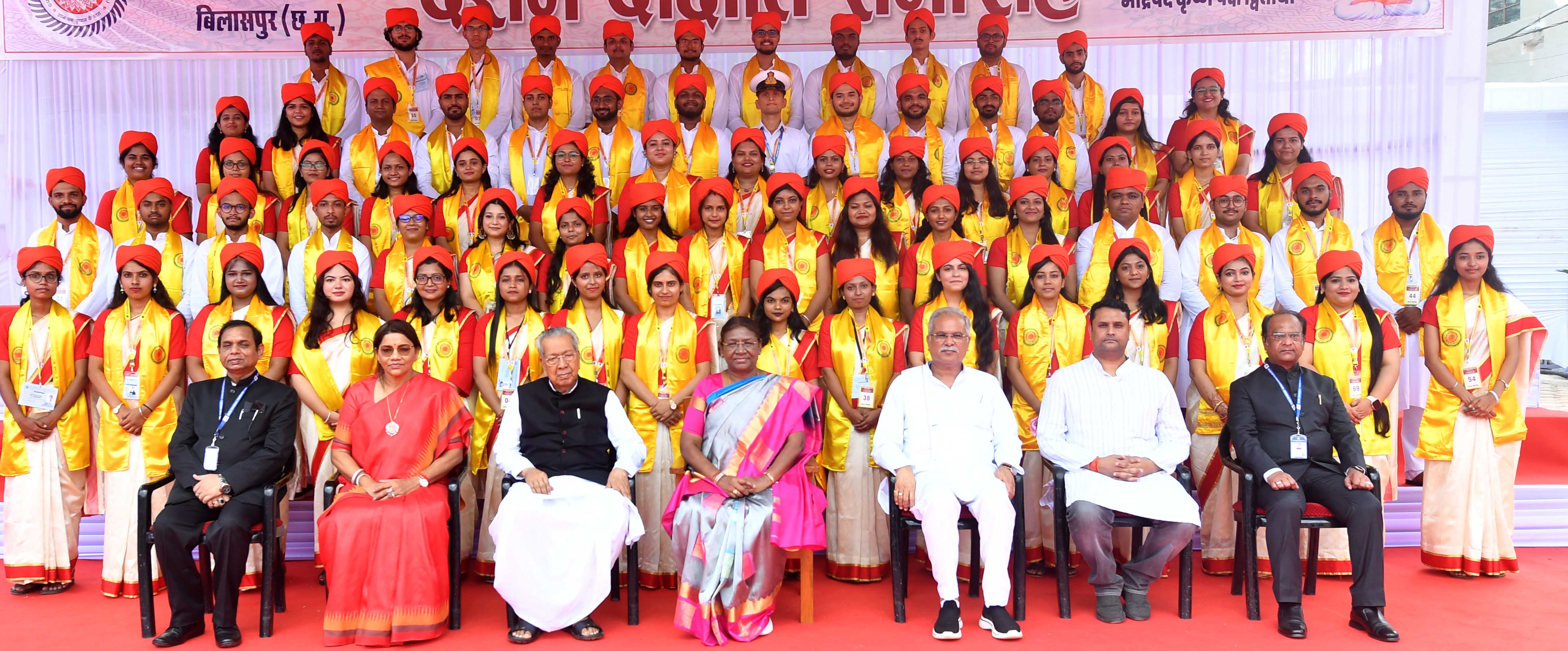 The President of India, Smt Droupadi Murmu graced and addressed the 10th convocation of Guru Ghasidas Vishwavidyalaya at Bilaspur, Chhattisgarh on September 1, 2023.
